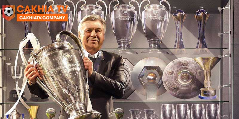 HLV Carlo Ancelotti không thua kém bất cứ chiến lược gia nào về số danh hiệu có được