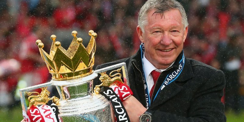 Sir Alex Ferguson là người đã đưa Manchester United trở thành CLB vĩ đại nhất nước Anh